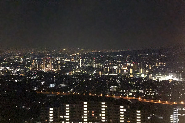 「ラ・ビスタ宝塚レフィナス1番館」15階からの眺望